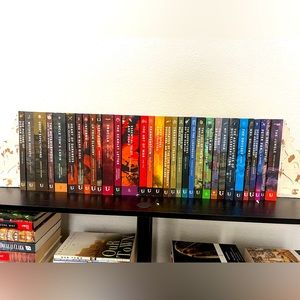 Set of 32 Union Square and Co. Classic Novels